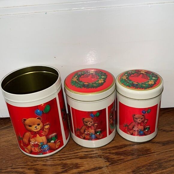 Vintage Set of 3 NWOT Christmas tins - Picture 1 of 8